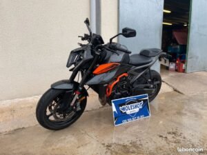 Ktm 990 duke tech pack 2024