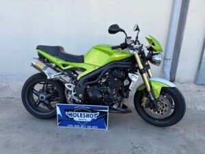 Triumph speed triple 1050