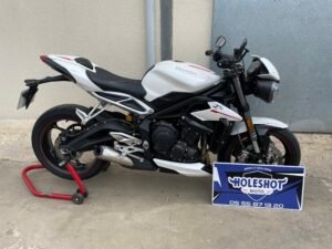 Triumph 765 street triple rs